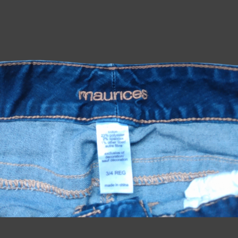 Boot cut jeans dark color size 3/4 - Picture 2 of 3